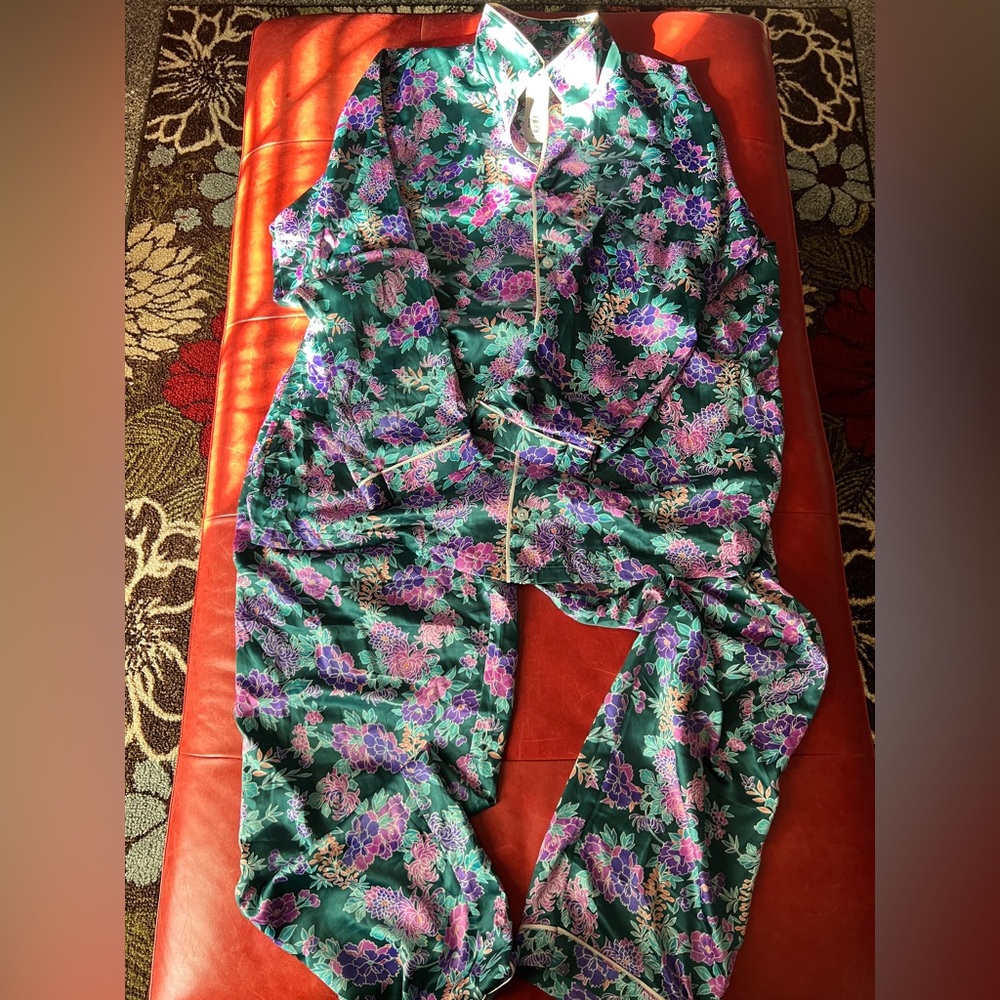INC International Concepts Green Floral Satin pajama set size XL